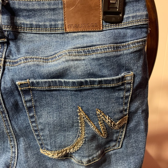 Slim bootcut light wash maurices classic jeans - Picture 5 of 7